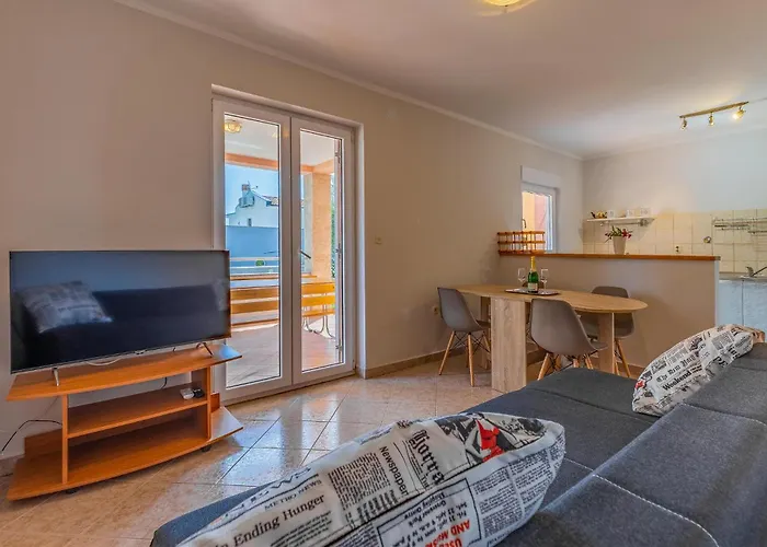 Gorgeous In With Kitchen Ližnjan