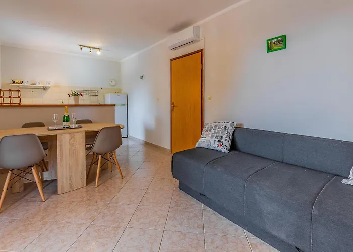 Gorgeous In With Kitchen Ližnjan