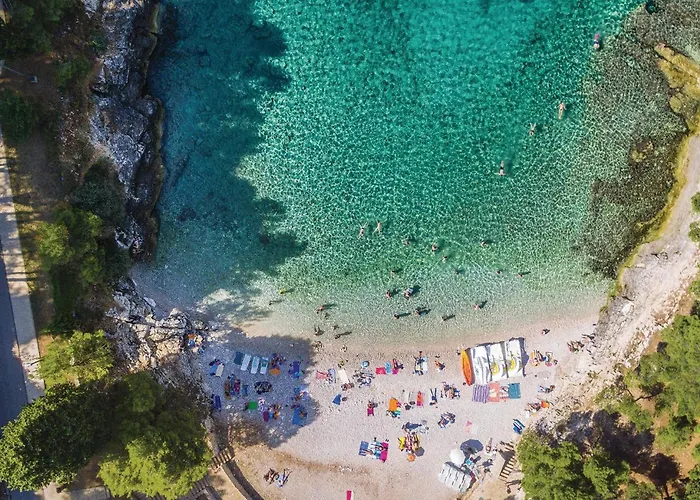 Сasa de vacaciones Gorgeous In With Kitchen Ližnjan